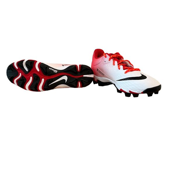 Nike White and Red Athletic Cleats - Picture 6 of 16
